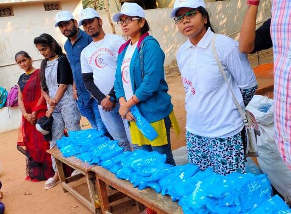 her safe volunteers